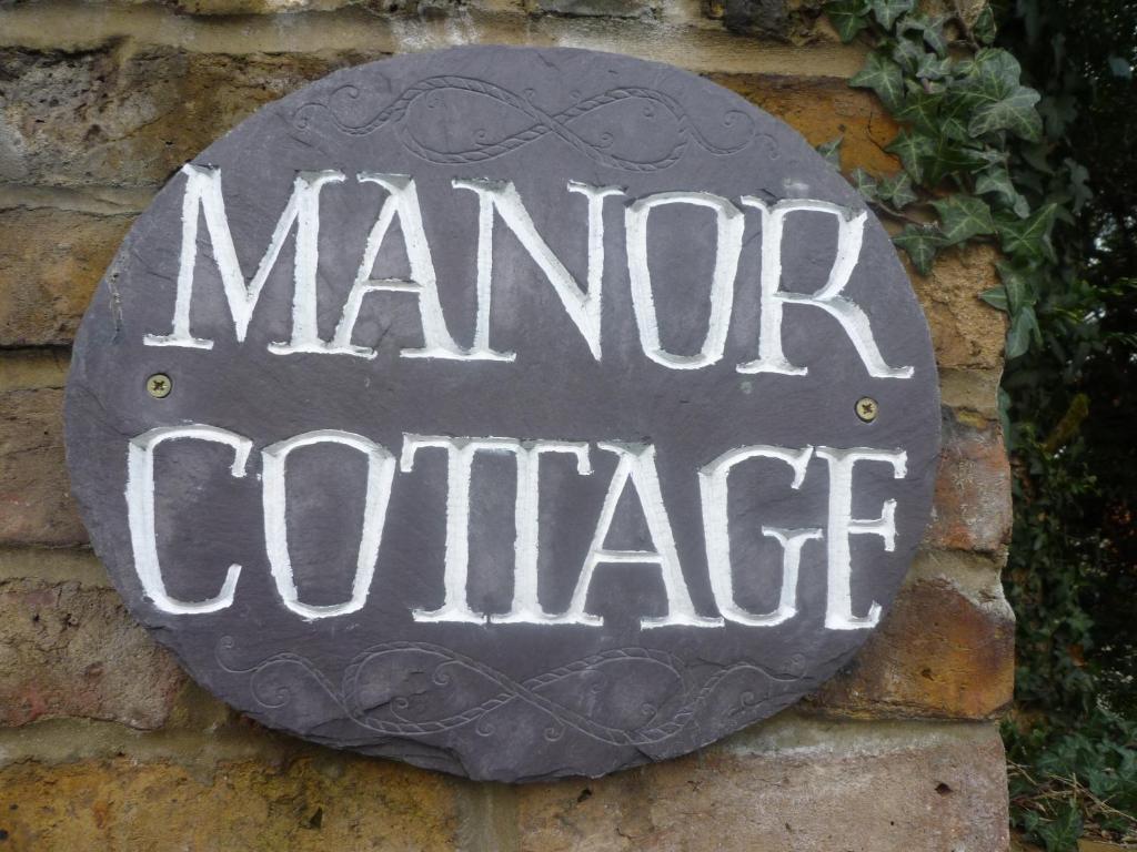 Manor Cottage Bed And Breakfast Γουίνσδορ Εξωτερικό φωτογραφία