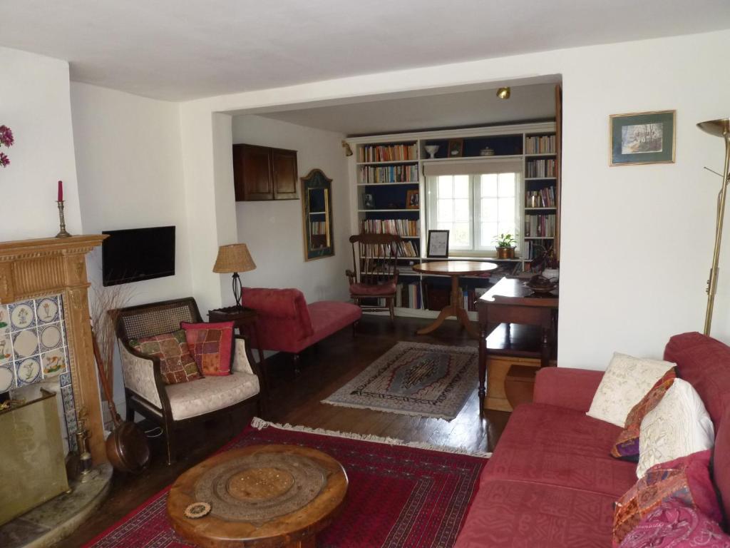 Manor Cottage Bed And Breakfast Γουίνσδορ Εξωτερικό φωτογραφία