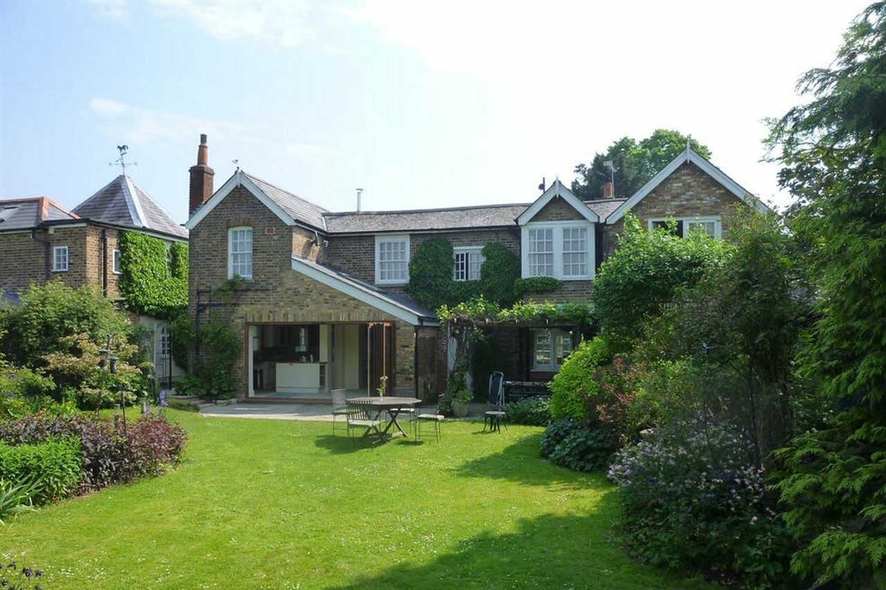 Manor Cottage Bed And Breakfast Γουίνσδορ Εξωτερικό φωτογραφία